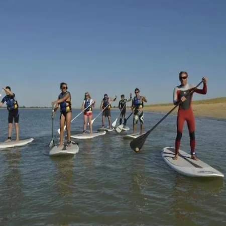 House Maisonnette Dans Avec Piscine Collective A La Faute-sur Mer 度假居